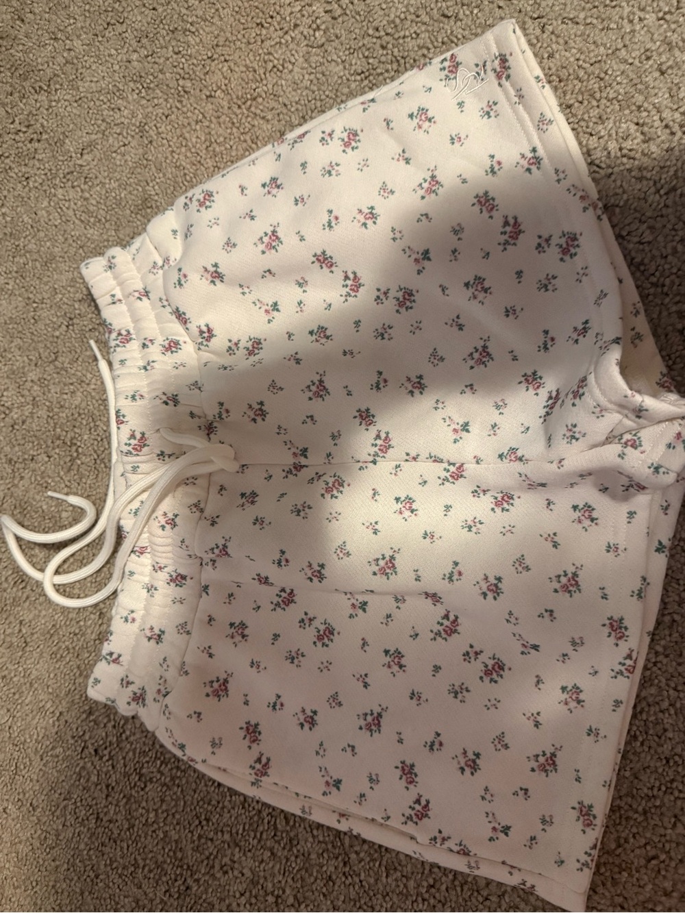 NWOT White Floral Drawstring Women’s Shorts